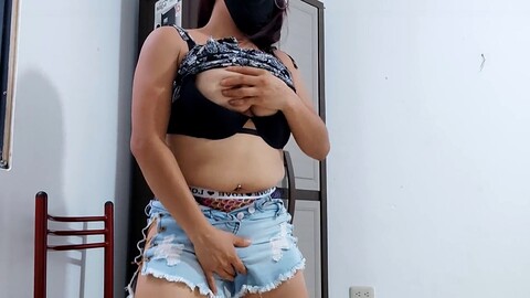 Any hot, لبوه, طبيعي